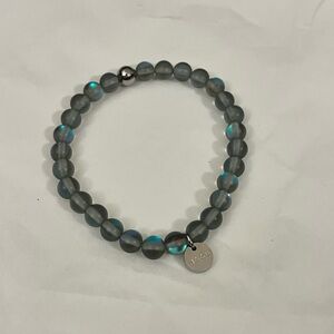 Nogu stretch blue beaded Bracelet